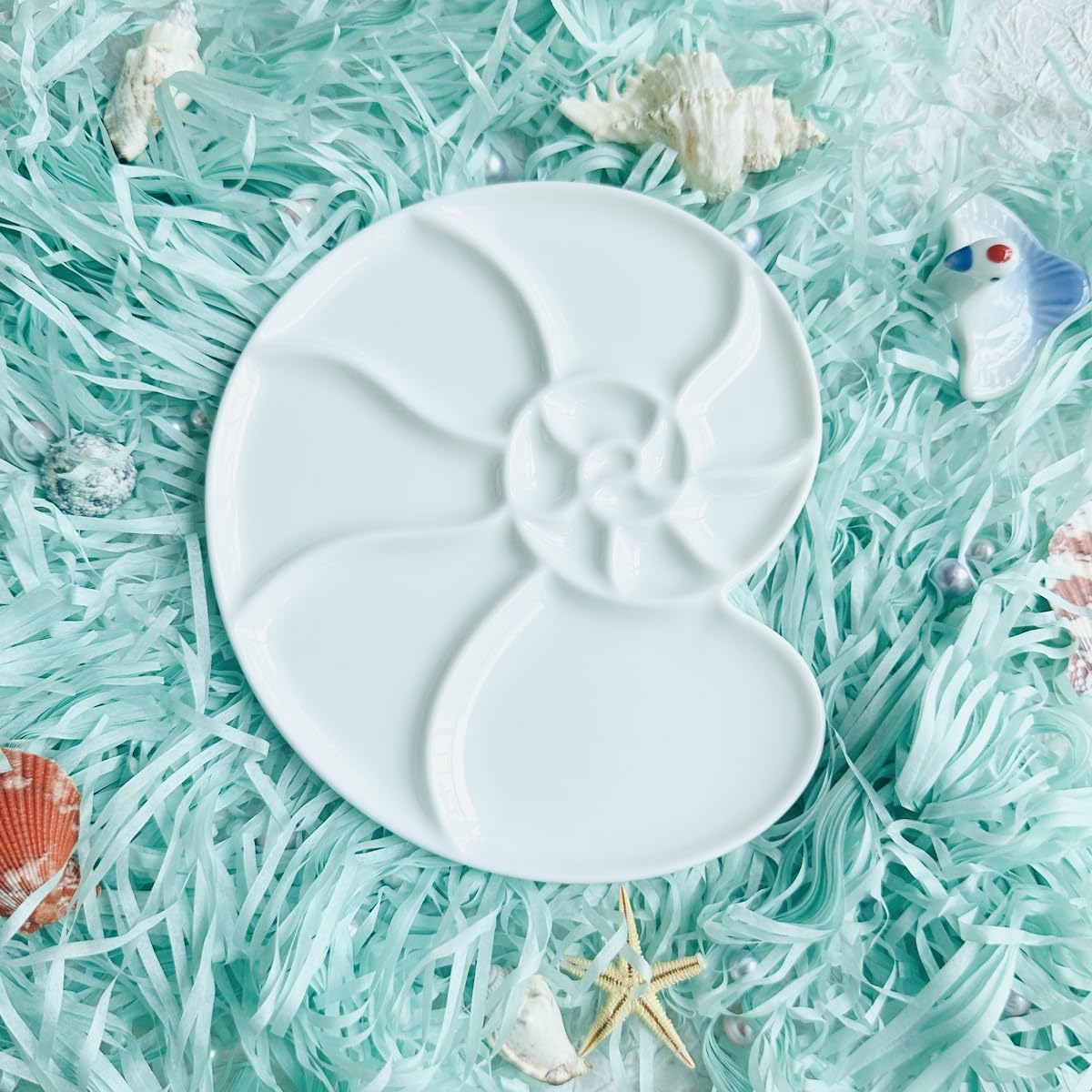 Bower Bird Ceramic Paint Palette Round Conch,Artist Professional Porcelain Watercolor Palette,Acrylic Gouache Watercolor Mixing Tray-6.7Inch
